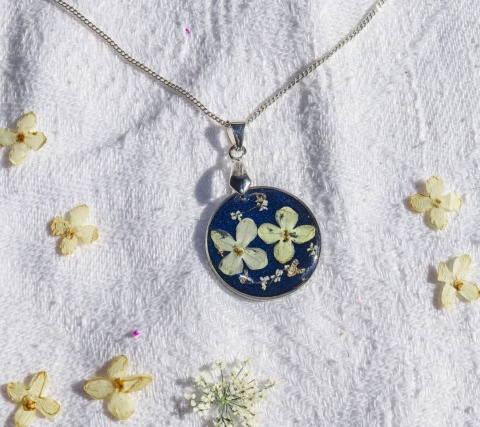 Naszyjnik "Granatowa oaza"
