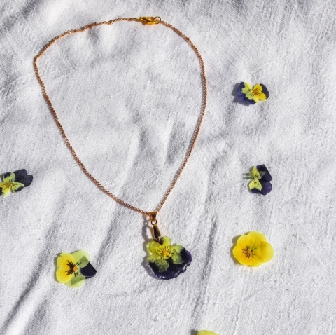 Naszyjnik "Zwiewne bratki"